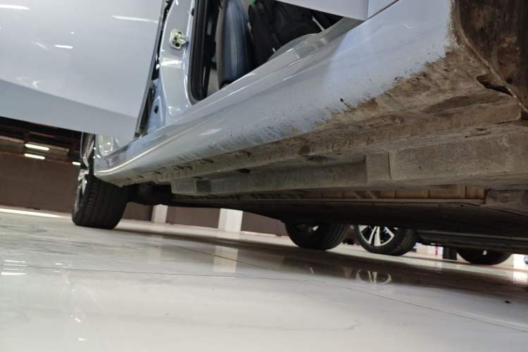 Used Rising ER6 2021 New Dynamic Edition 620km Smart Drive Version Right Side Sill
