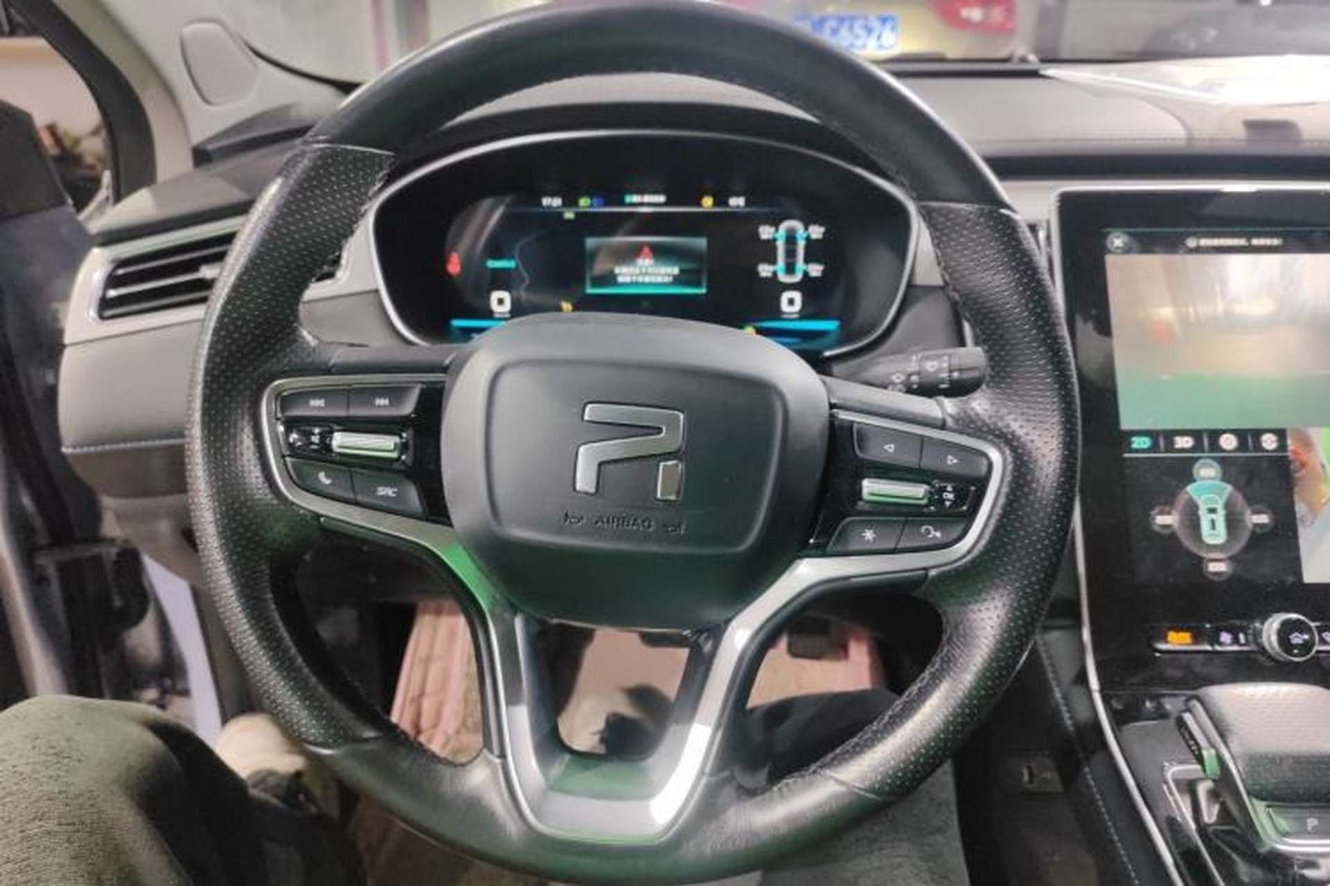 Used Rising ER6 2021 New Dynamic Edition 620km Smart Enjoyment Version Steering Wheel