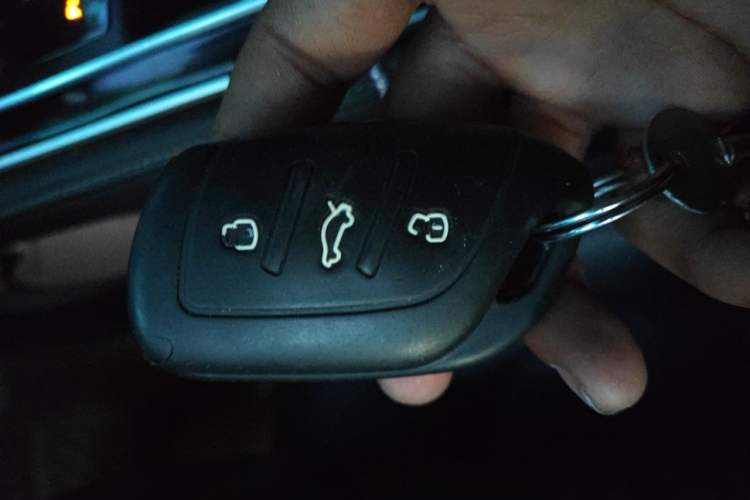 Used Rising ER6 2021 New Dynamic Edition 520km Smart Leading Version Vehicle Key