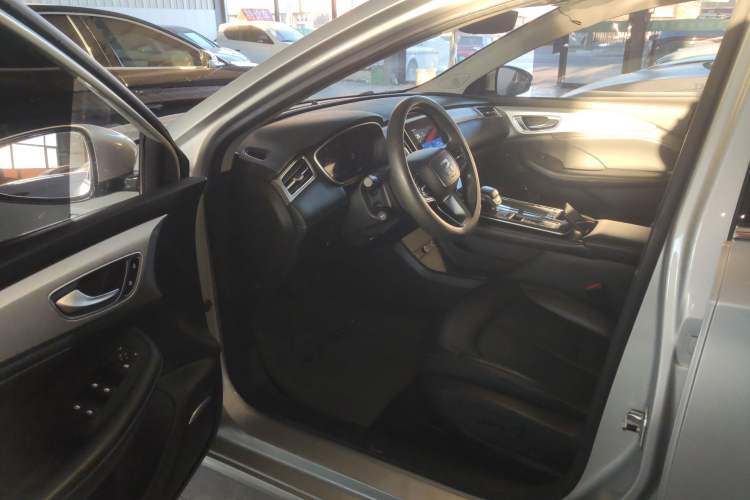 Used Rising ER6 2021 New Dynamic Edition 620km Smart Drive Version Driver Seat