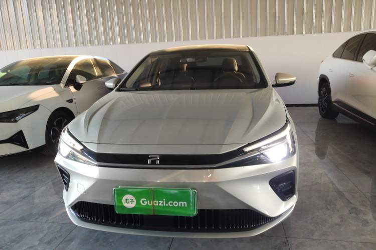 Used Rising ER6 2021 New Dynamic Edition 620km Smart Drive Version Front