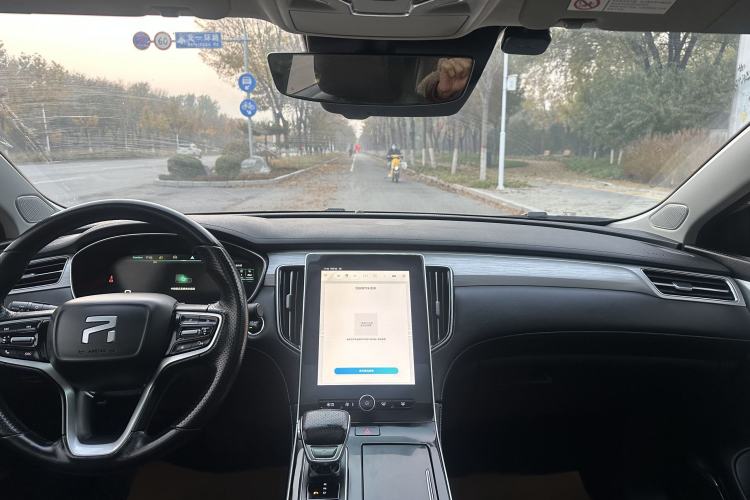 Used Rising ER6 2021 New Dynamic Edition 620km Smart Enjoyment Version Interior 3
