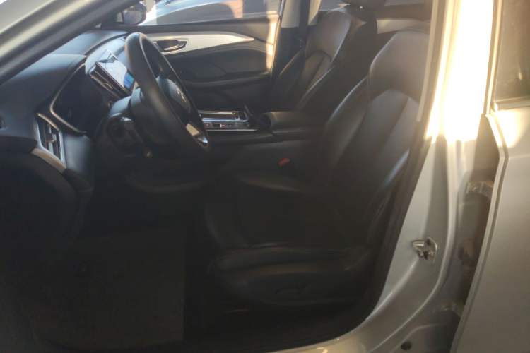 Used Rising ER6 2021 New Dynamic Edition 620km Smart Drive Version Left Front Seat