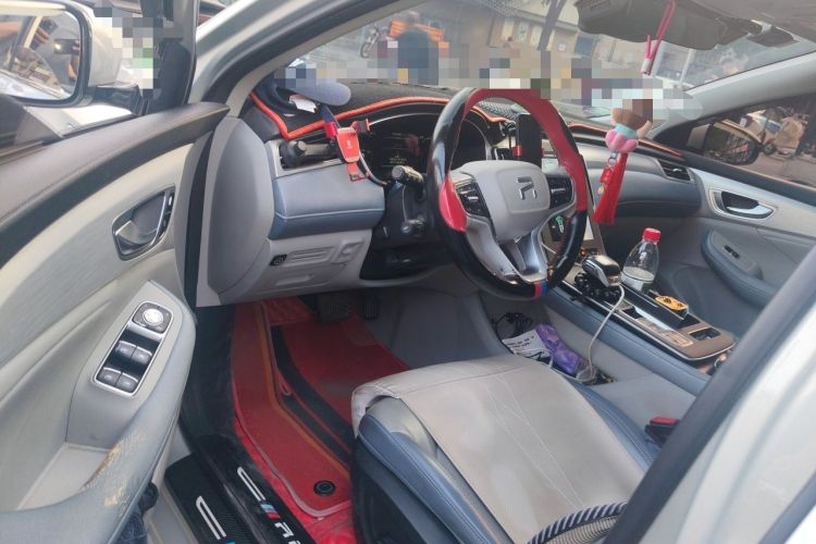 Used Rising ER6 2021 New Dynamic Edition 620km Smart Enjoyment Version Driver Seat