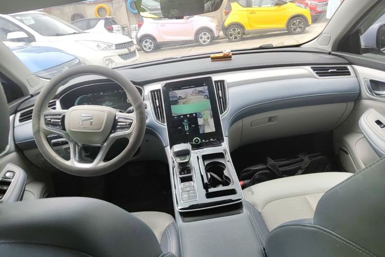Used Rising ER6 2021 New Dynamic Edition 620km Smart Enjoyment Version Center Console
