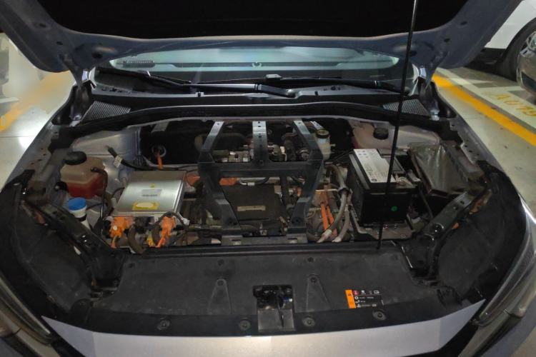 Used Rising ER6 2021 New Dynamic Edition 620km Smart Enjoyment Version Engine Bay