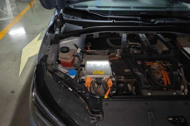 Used Rising ER6 2021 New Dynamic Edition 620km Smart Enjoyment Version Engine Bay Right