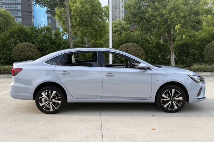 Used Rising ER6 2021 New Dynamic Edition 620km Smart Drive Version Exterior 5