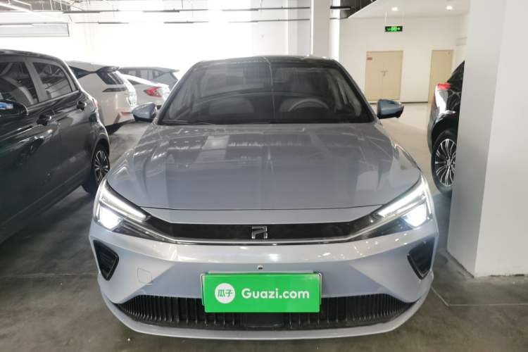 Used Rising ER6 2021 New Dynamic Edition 620km Smart Enjoyment Version Front