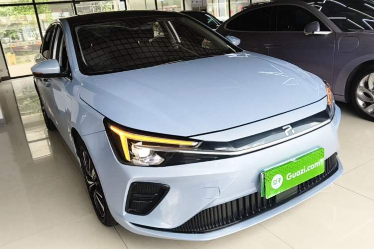 Used Rising ER6 2021 New Dynamic Edition 620km Smart Drive Version Front Right 45 Deg