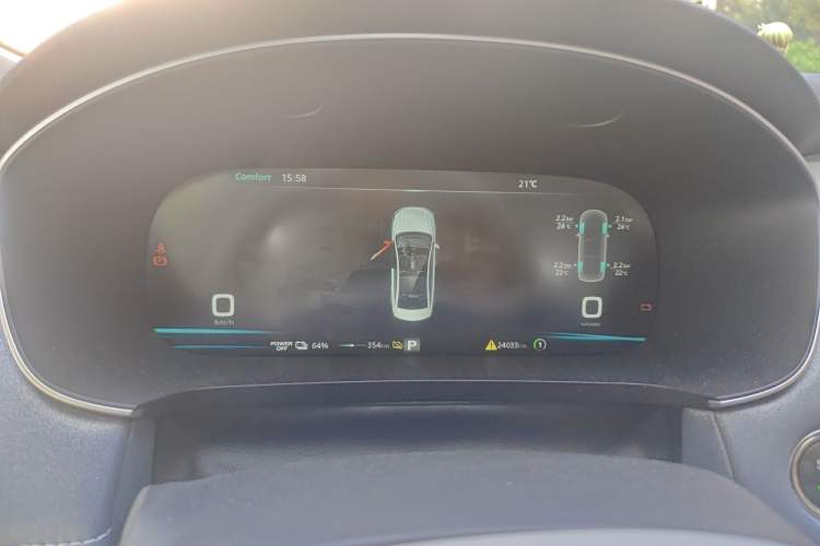 Used Rising ER6 2021 New Dynamic Edition 620km Smart Enjoyment Version Instrument Cluster