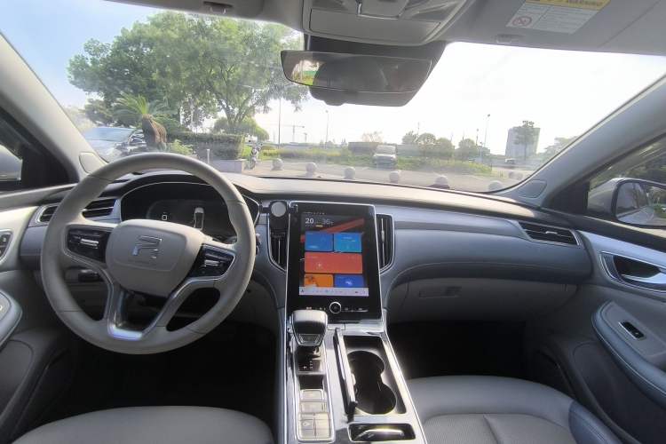 Used Rising ER6 2021 New Dynamic Edition 620km Smart Enjoyment Version Interior 4