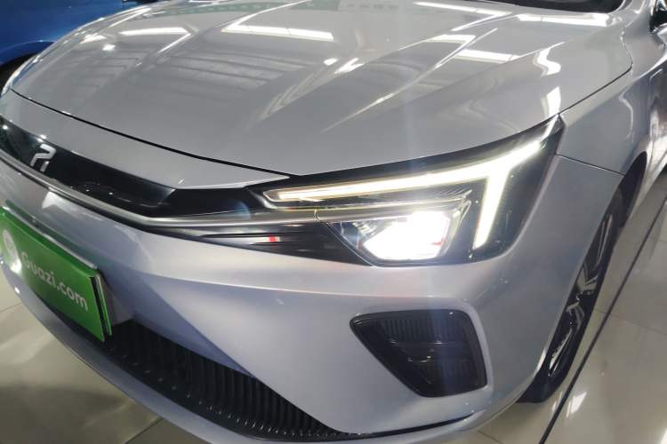 Used Rising ER6 2021 New Dynamic Edition 620km Smart Enjoyment Version Left Front Headlight
