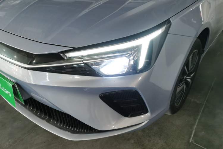 Used Rising ER6 2021 New Dynamic Edition 620km Smart Enjoyment Version Left Front Headlight