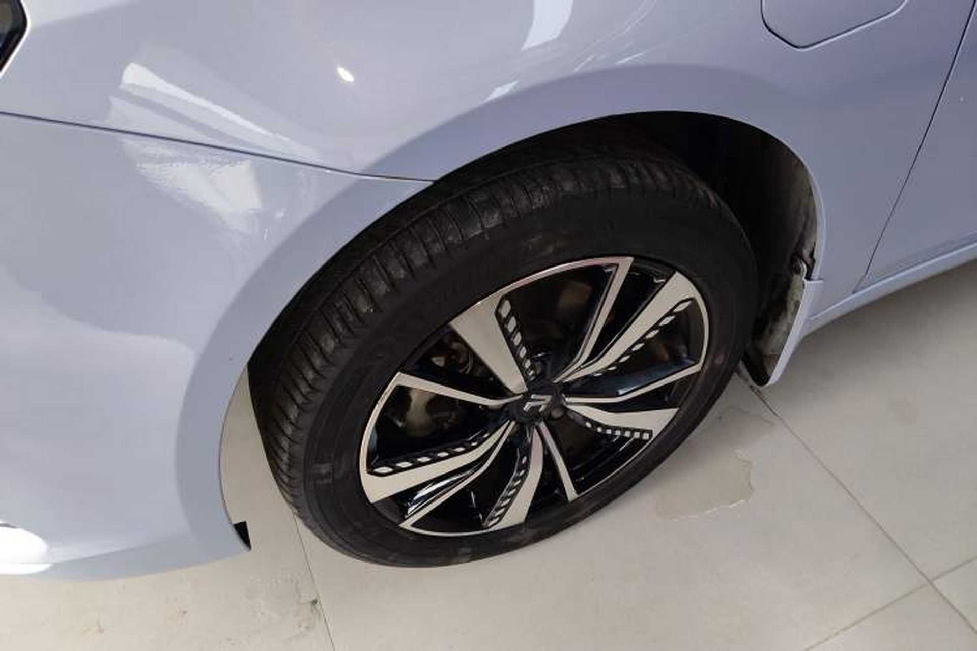 Used Rising ER6 2021 New Dynamic Edition 620km Smart Enjoyment Version Left Front Wheel Hub