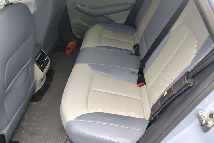 Used Rising ER6 2021 New Dynamic Edition 620km Smart Enjoyment Version Left Rear Seat