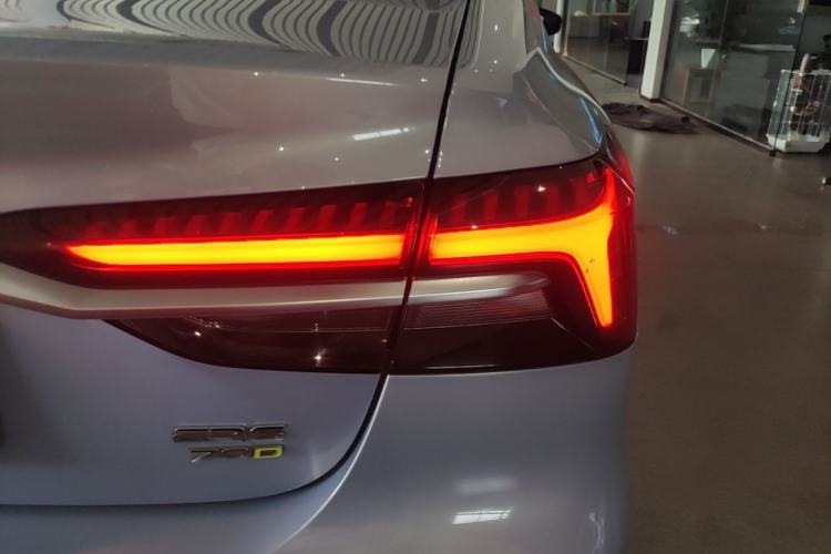 Used Rising ER6 2021 New Dynamic Edition 620km Smart Drive Version Right Rear Taillight