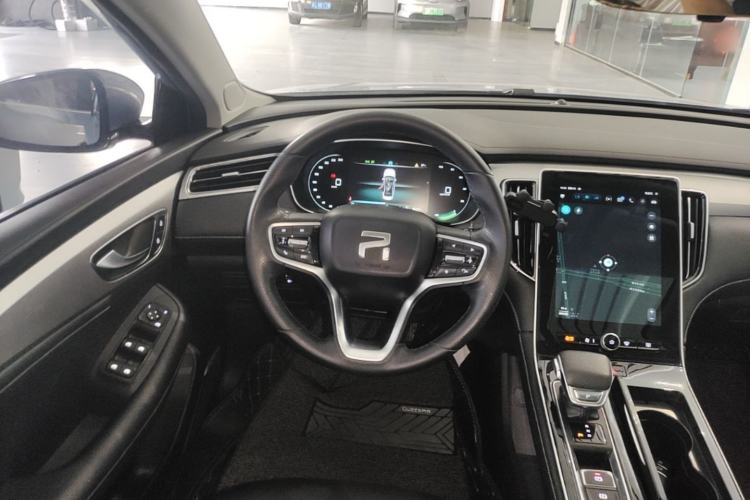 Used Rising ER6 2021 New Dynamic Edition 620km Smart Drive Version Steering Wheel