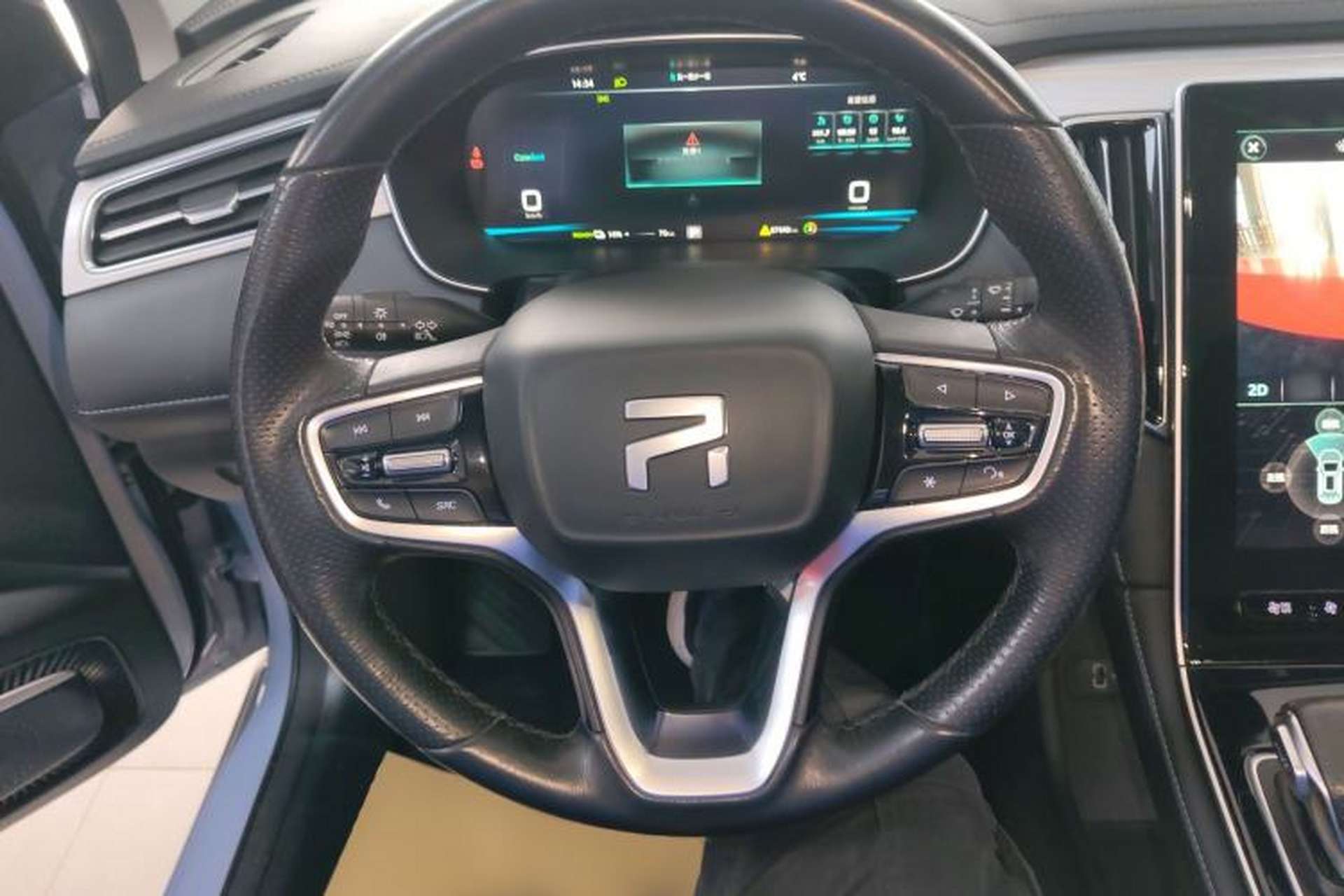 Used Rising ER6 2021 New Dynamic Edition 620km Smart Enjoyment Version Steering Wheel