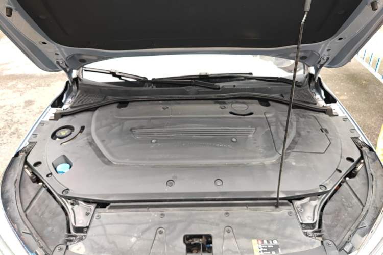 Used Rising ER6 2021 New Dynamic Edition 620km Prestige Version Engine Bay