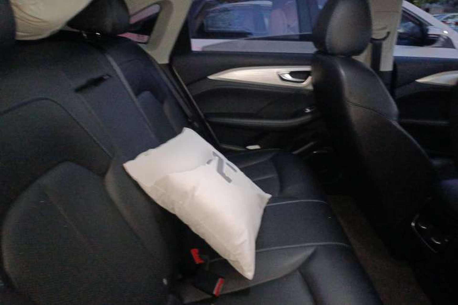 Used Rising ER6 2021 New Dynamic Edition 620km Smart Enjoyment Version Right Rear Seat