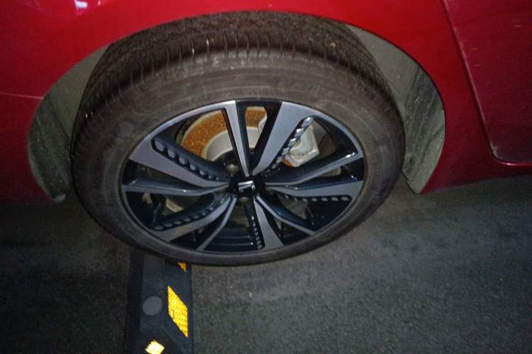 Used Rising ER6 2021 New Dynamic Edition 620km Smart Enjoyment Version Right Rear Wheel Hub