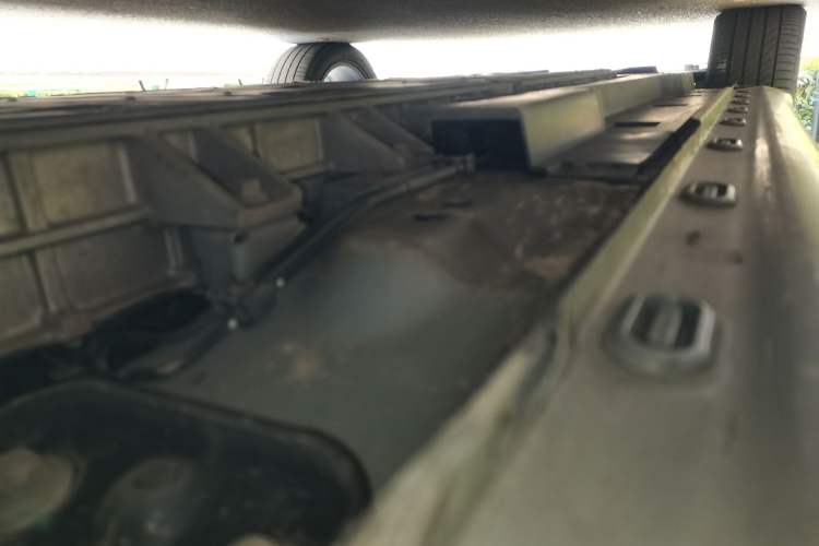 Used Rising ER6 2021 New Dynamic Edition 620km Smart Enjoyment Version Chassis Rear Left