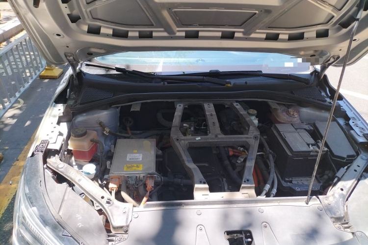 Used Rising ER6 2021 New Dynamic Edition 620km Smart Drive Version Engine Bay