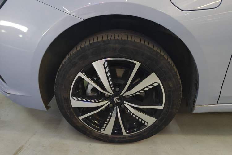 Used Rising ER6 2021 New Dynamic Edition 520km Smart Leading Version Exterior 4