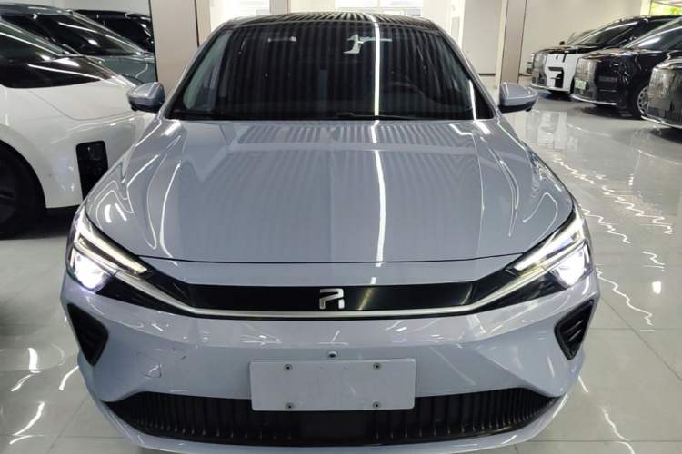 Used Rising ER6 2021 New Dynamic Edition 620km Smart Enjoyment Version Front
