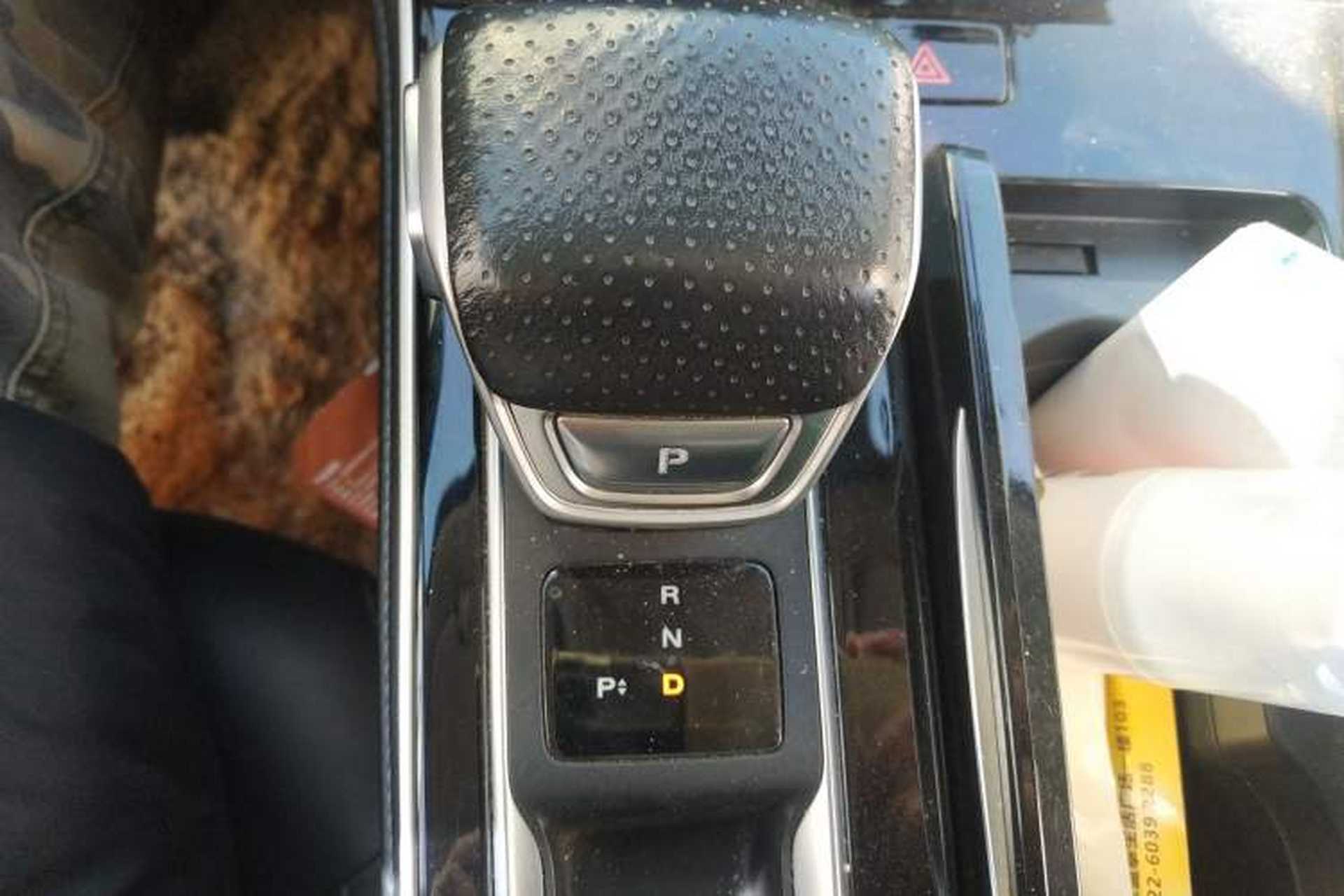Used Rising ER6 2021 New Dynamic Edition 620km Smart Enjoyment Version Gear Lever
