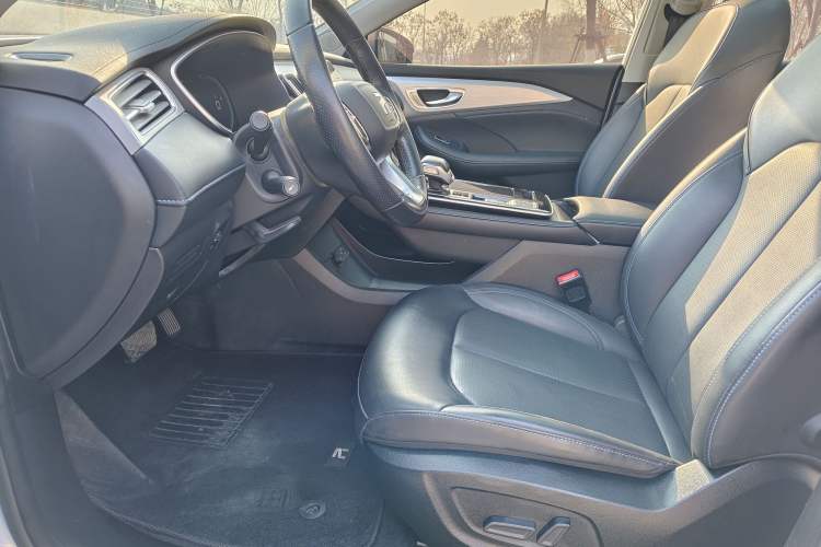 Used Rising ER6 2021 New Dynamic Edition 620km Smart Enjoyment Version Interior 2