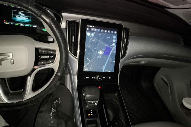 Used Rising ER6 2021 New Dynamic Edition 620km Smart Drive Version Interior 2
