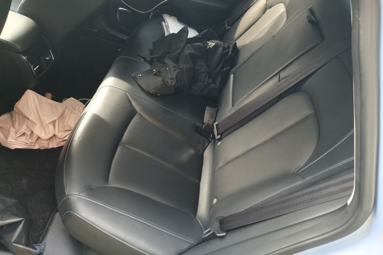 Used Rising ER6 2021 New Dynamic Edition 620km Smart Enjoyment Version Left Rear Seat