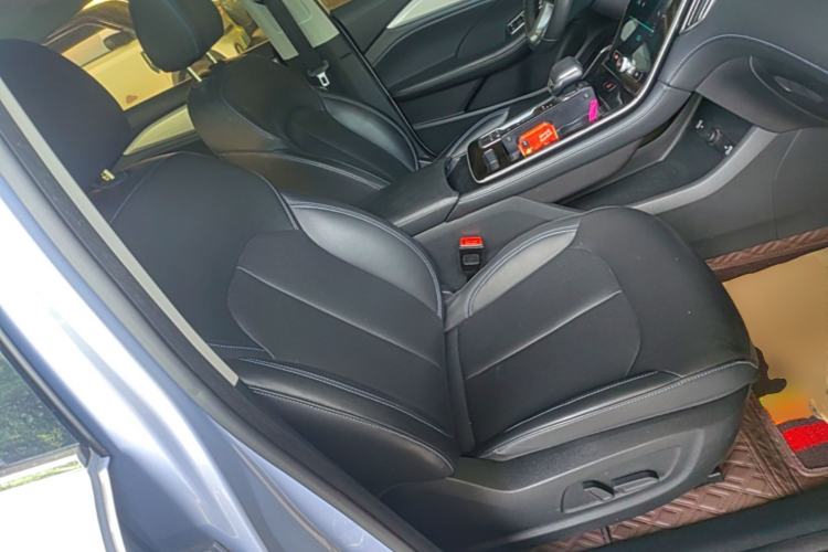 Used Rising ER6 2021 New Dynamic Edition 620km Smart Enjoyment Version Right Front Seat