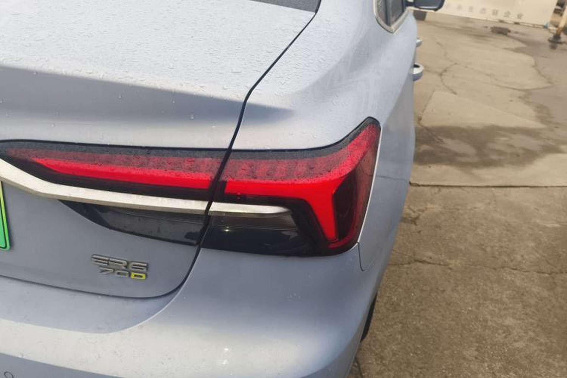 Used Rising ER6 2021 New Dynamic Edition 620km Smart Enjoyment Version Right Rear Taillight