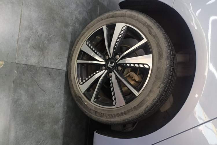 Used Rising ER6 2021 New Dynamic Edition 620km Smart Enjoyment Version Right Rear Wheel Hub