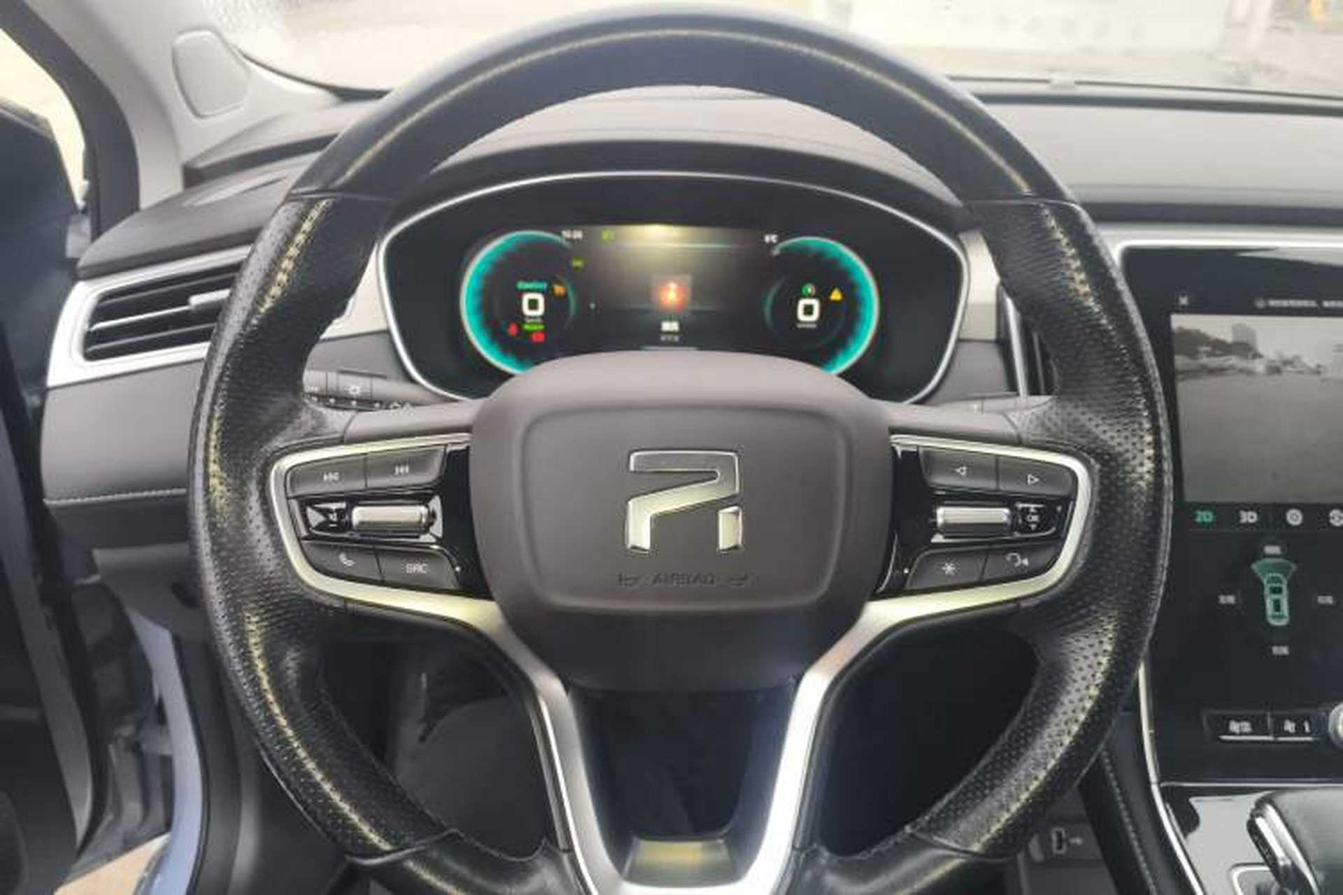 Used Rising ER6 2021 New Dynamic Edition 620km Smart Enjoyment Version Steering Wheel