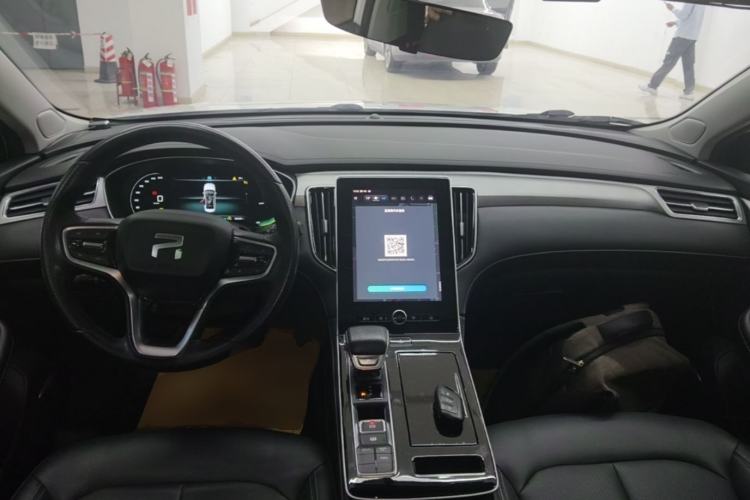 Used Rising ER6 2021 New Dynamic Edition 620km Smart Drive Version Center Console
