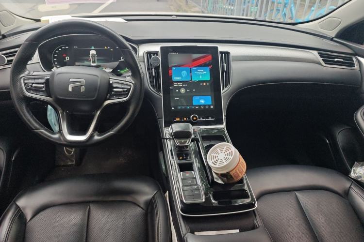 Used Rising ER6 2021 New Dynamic Edition 620km Smart Drive Version Center Console