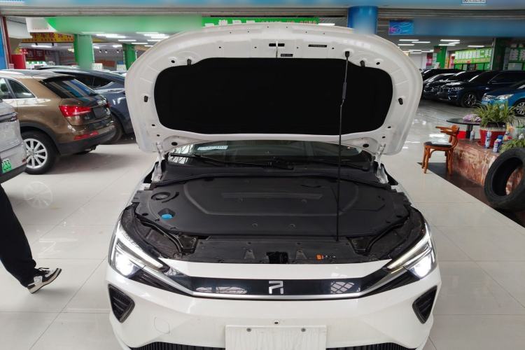 Used Rising ER6 2021 New Dynamic Edition 620km Smart Enjoyment Version Engine Bay