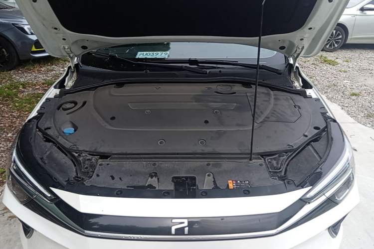 Used Rising ER6 2021 New Dynamic Edition 620km Smart Enjoyment Version Engine Bay