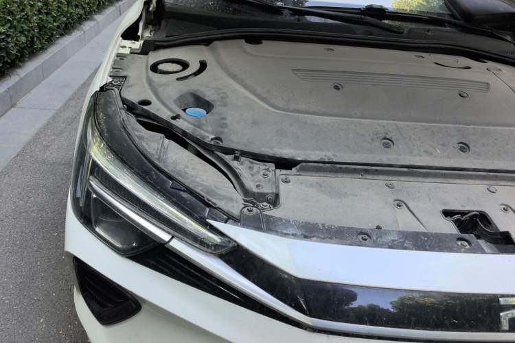 Used Rising ER6 2021 New Dynamic Edition 620km Smart Enjoyment Version Engine Bay Right