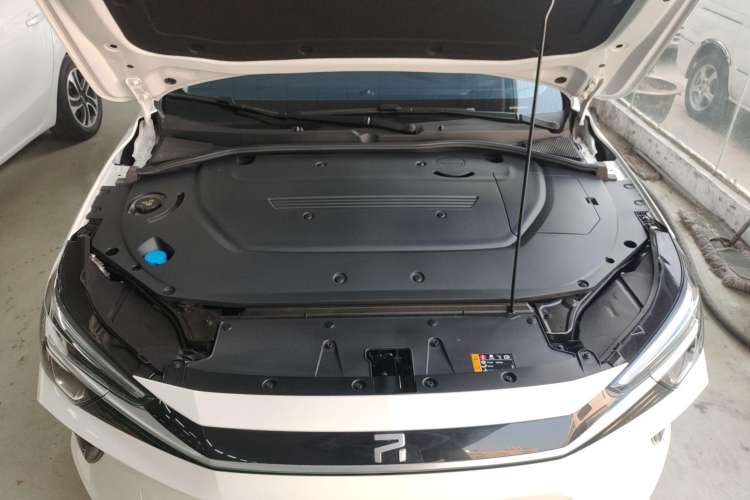 Used Rising ER6 2021 New Dynamic Edition 620km Smart Enjoyment Version Engine Bay