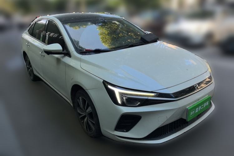 Used Rising ER6 2021 New Dynamic Edition 620km Smart Enjoyment Version Front Right 45 Deg