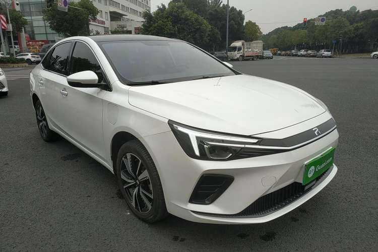 Used Rising ER6 2021 New Dynamic Edition 620km Smart Drive Version Front Right 45 Deg