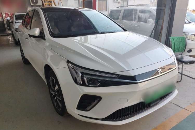 Used Rising ER6 2021 New Dynamic Edition 620km Smart Enjoyment Version Front Right 45 Deg
