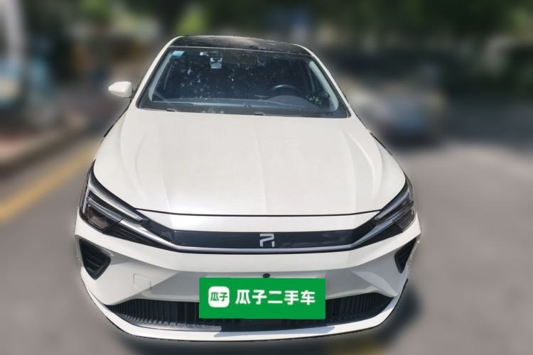 Used Rising ER6 2021 New Dynamic Edition 620km Smart Enjoyment Version Front