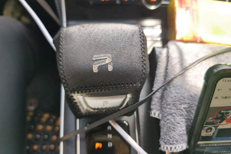 Used Rising ER6 2021 New Dynamic Edition 620km Smart Enjoyment Version Gear Lever