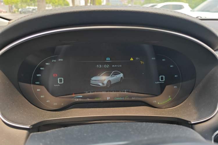 Used Rising ER6 2021 New Dynamic Edition 620km Smart Drive Version Instrument Cluster